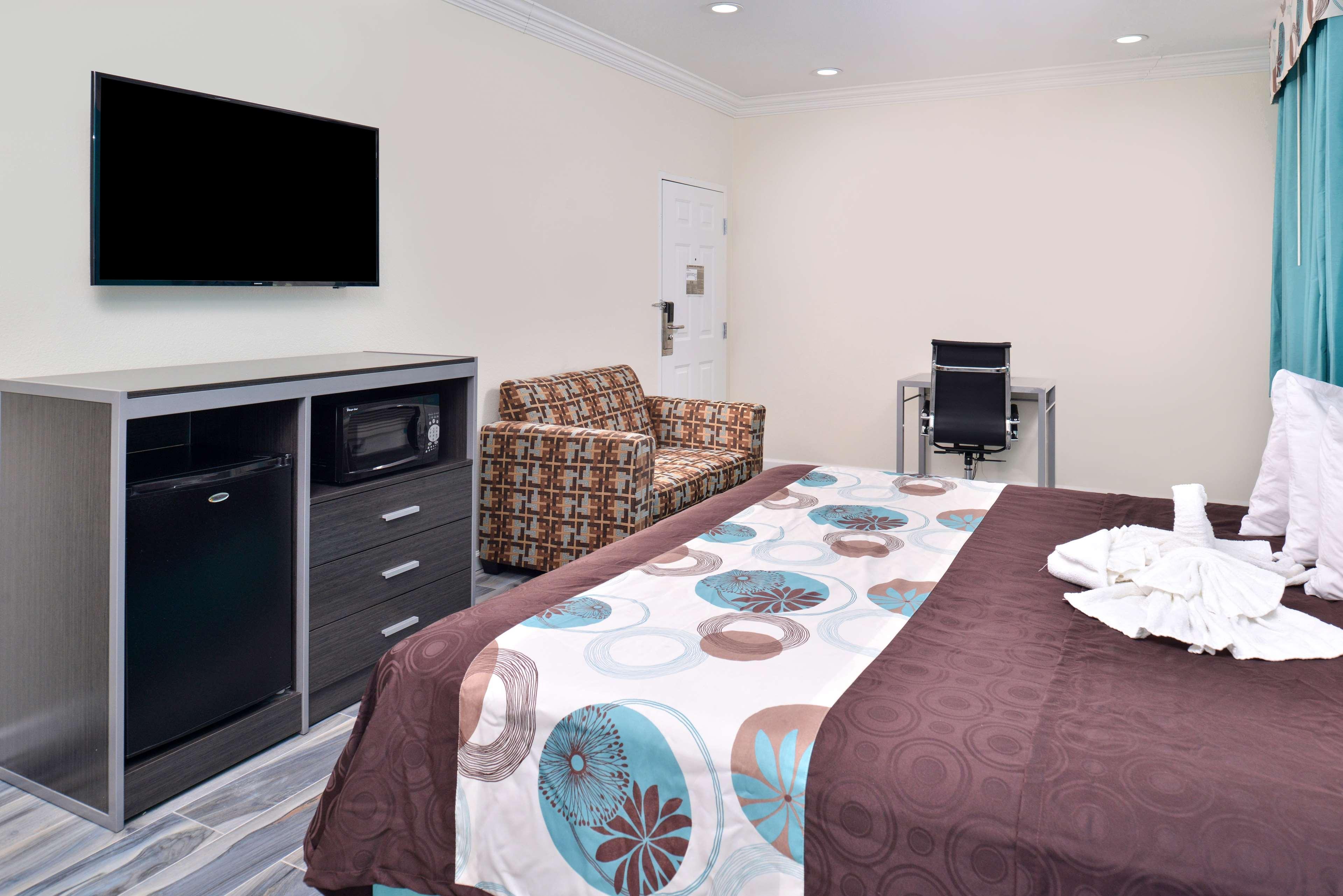 Americas Best Value Inn & Suites - Houston/Hwy 6 & Westpark Mission Bend Kültér fotó