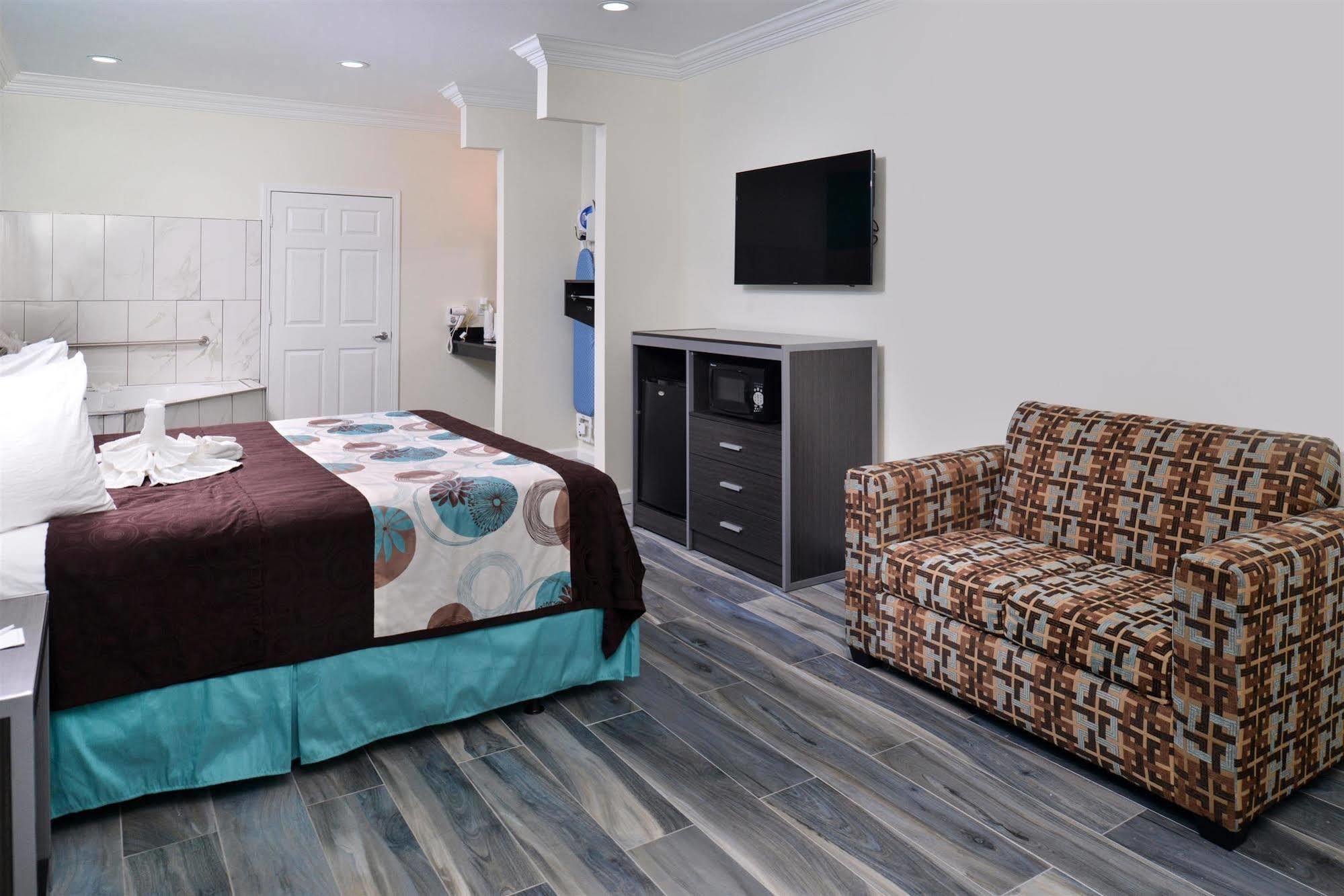 Americas Best Value Inn & Suites - Houston/Hwy 6 & Westpark Mission Bend Kültér fotó